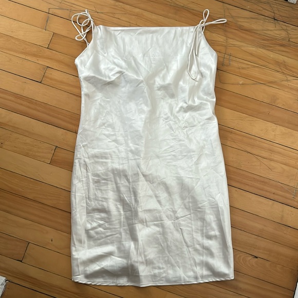 Zara home beige dress - Picture 1 of 3